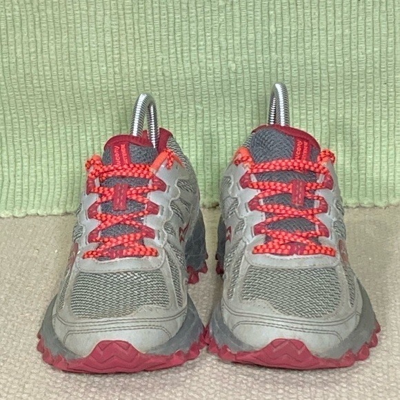 Saucony Women's Excursion TR 11 Grey Red Trail/Running Sneaker Shoes Size 7 - Picture 3 of 11